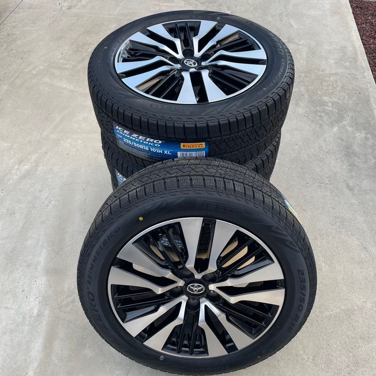 新品スタッドレスタイヤ 30系アルファード ヴェルファイア 純正