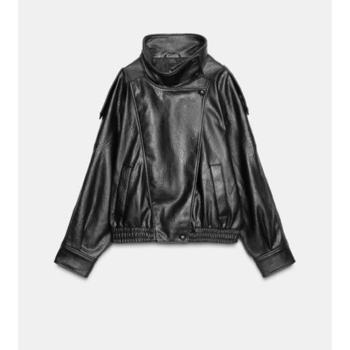 タグ付き新品 ZARAのフェイクレザージャケット Mサイズ ブラック色