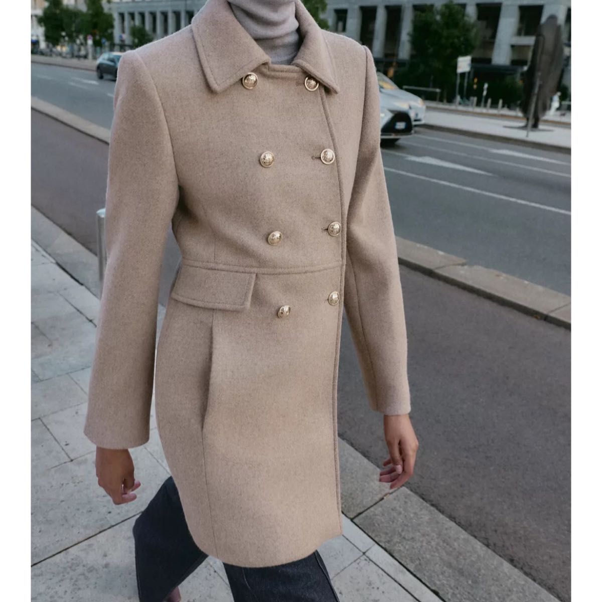 タグ付き新品 ZARAのウール混紡ショート丈ダブルブレストコート S