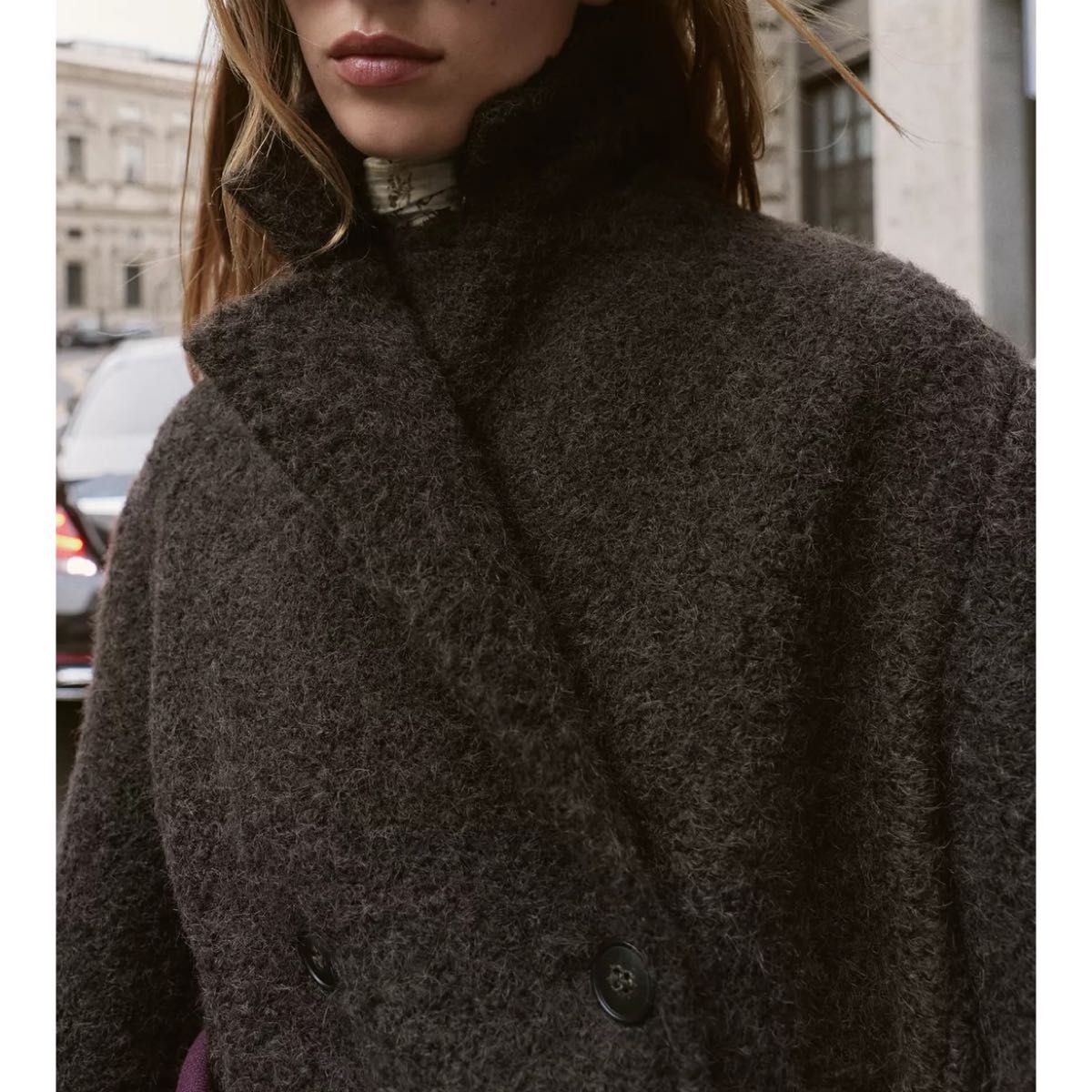 タグ付き新品 ZARAのブークレダブルブレストミディ丈コート Lサイズ