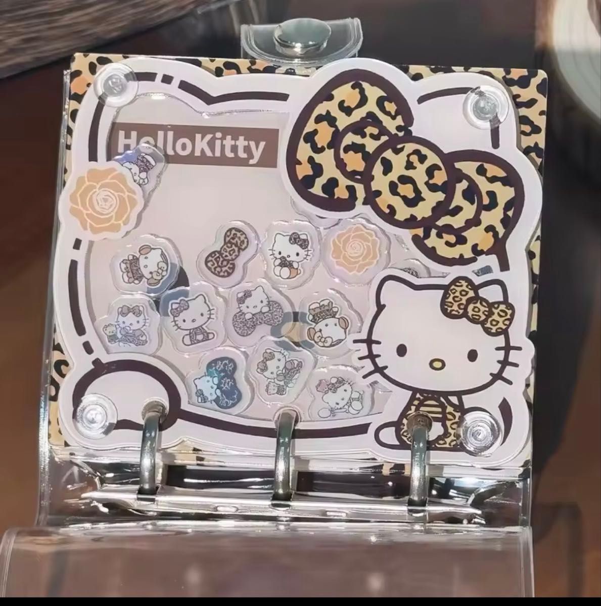 ハローキティ ヒョウ柄 ミニバインダー アクリル シャカシャカ シール