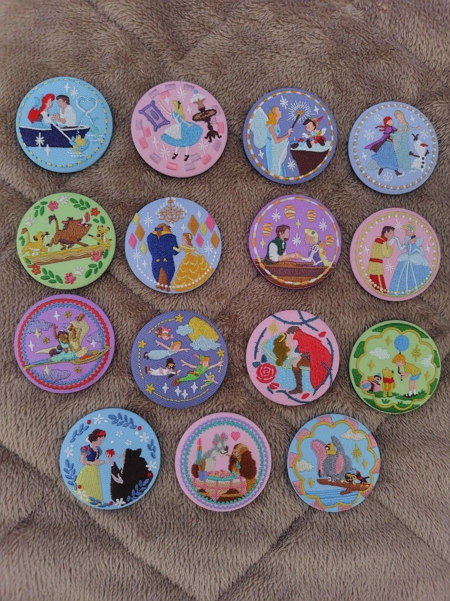 ディズニー 刺繍缶バッジ 第1弾 15種 コンプリートセット｜Yahoo