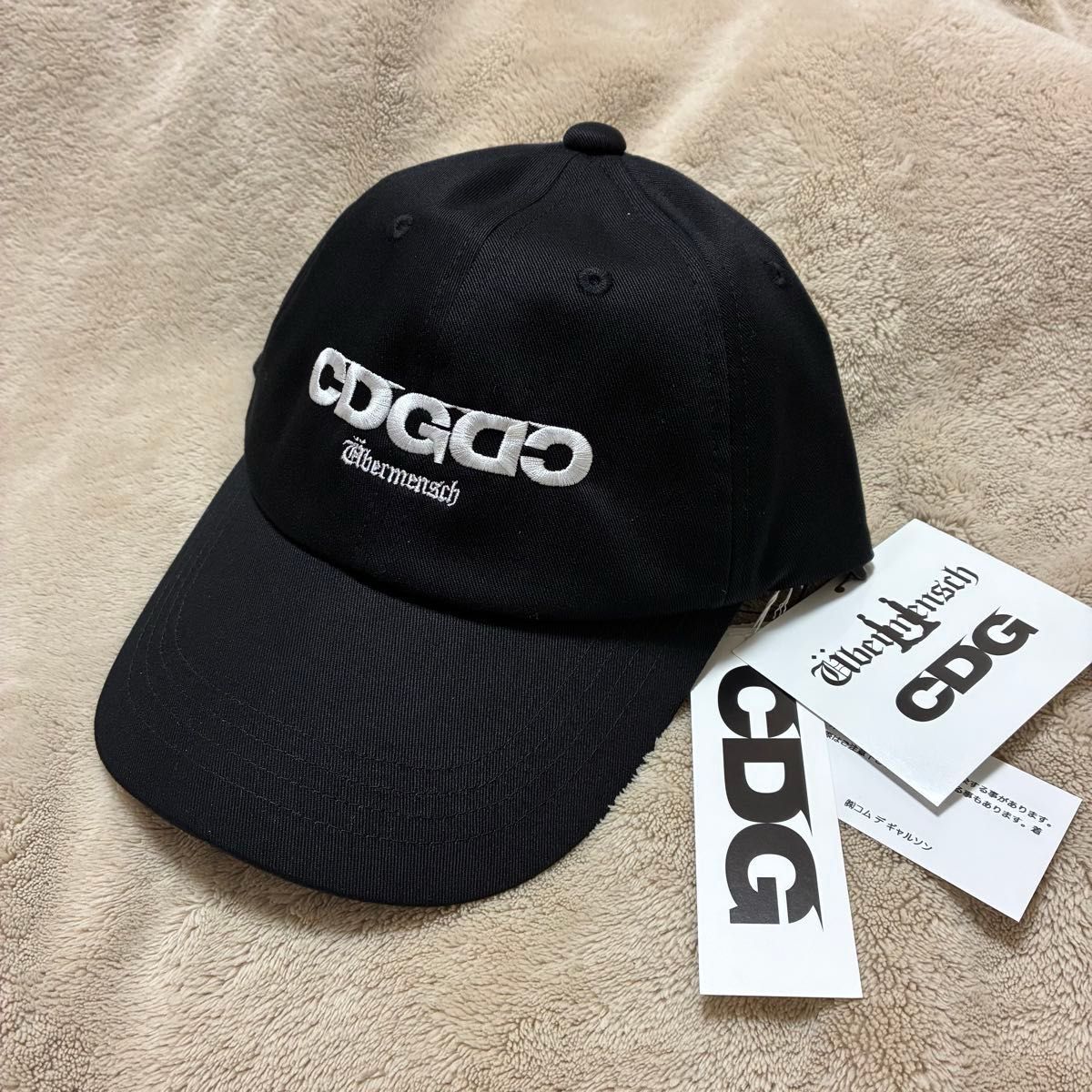 新品】CDG × G-DRAGON bermensch CLASSIC CAP ブラック