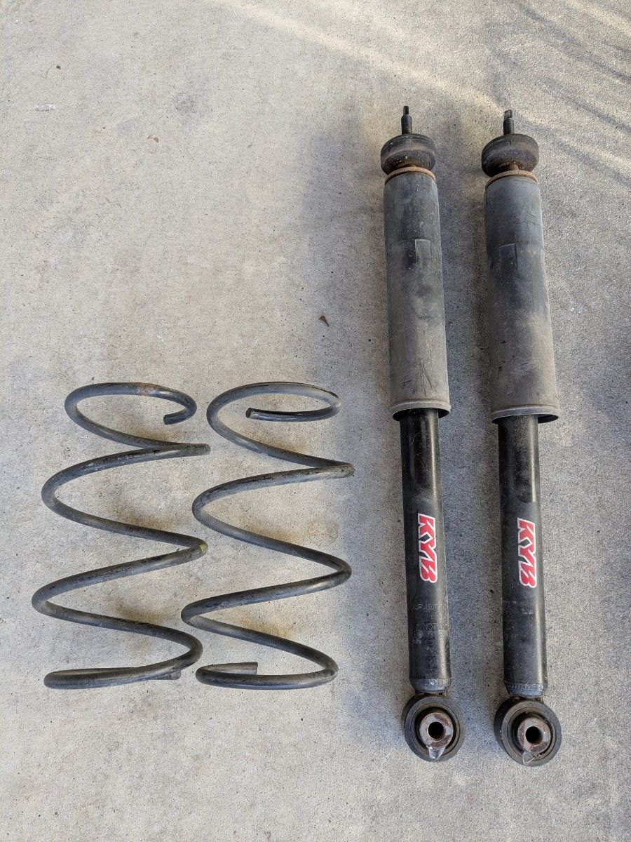 HA36S アルトワークス ワークス 4WD KYB 純正 ショックアブソーバー