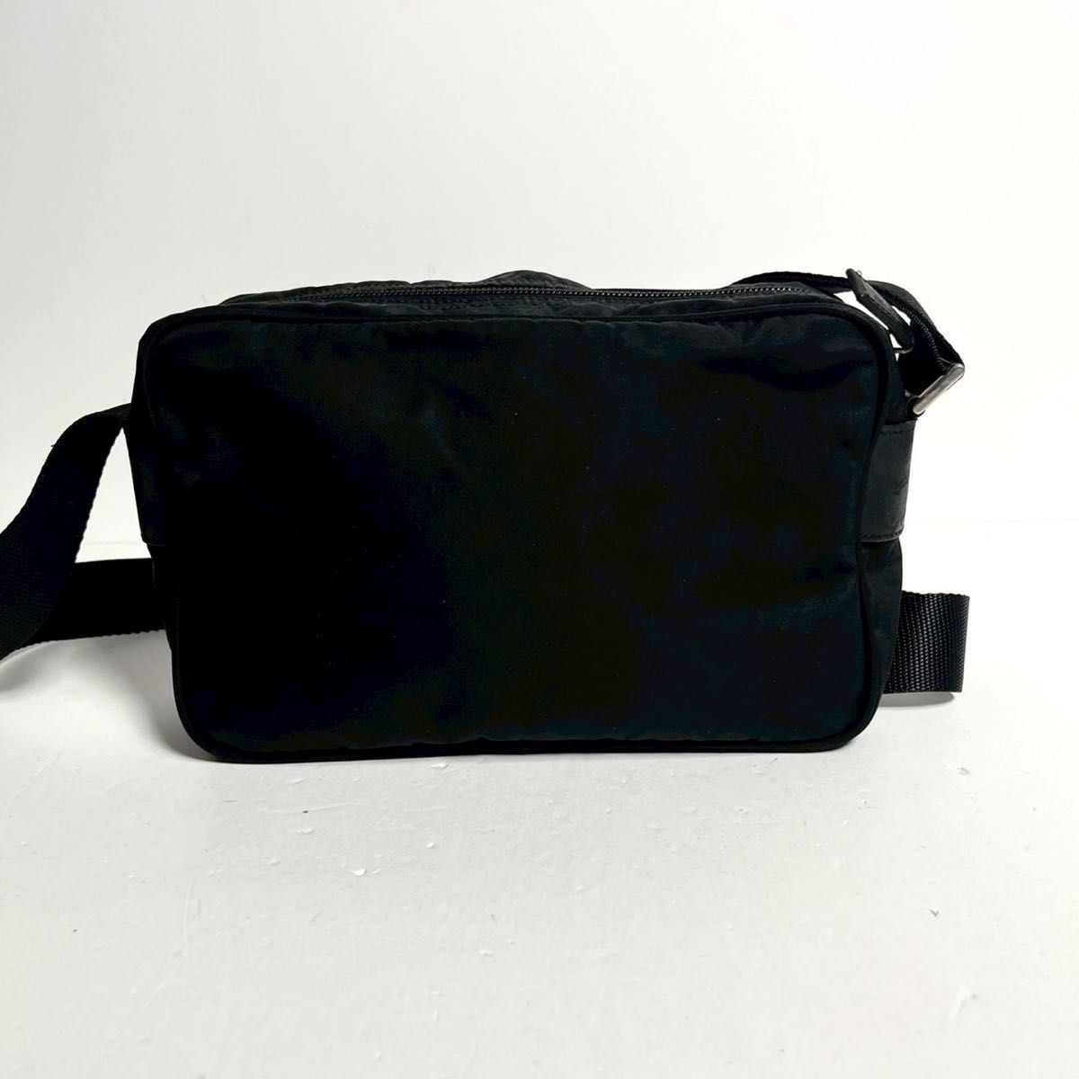 美品・Gカード付き】PRADA プラダ ミニ カメラバッグ ショルダーバッグ