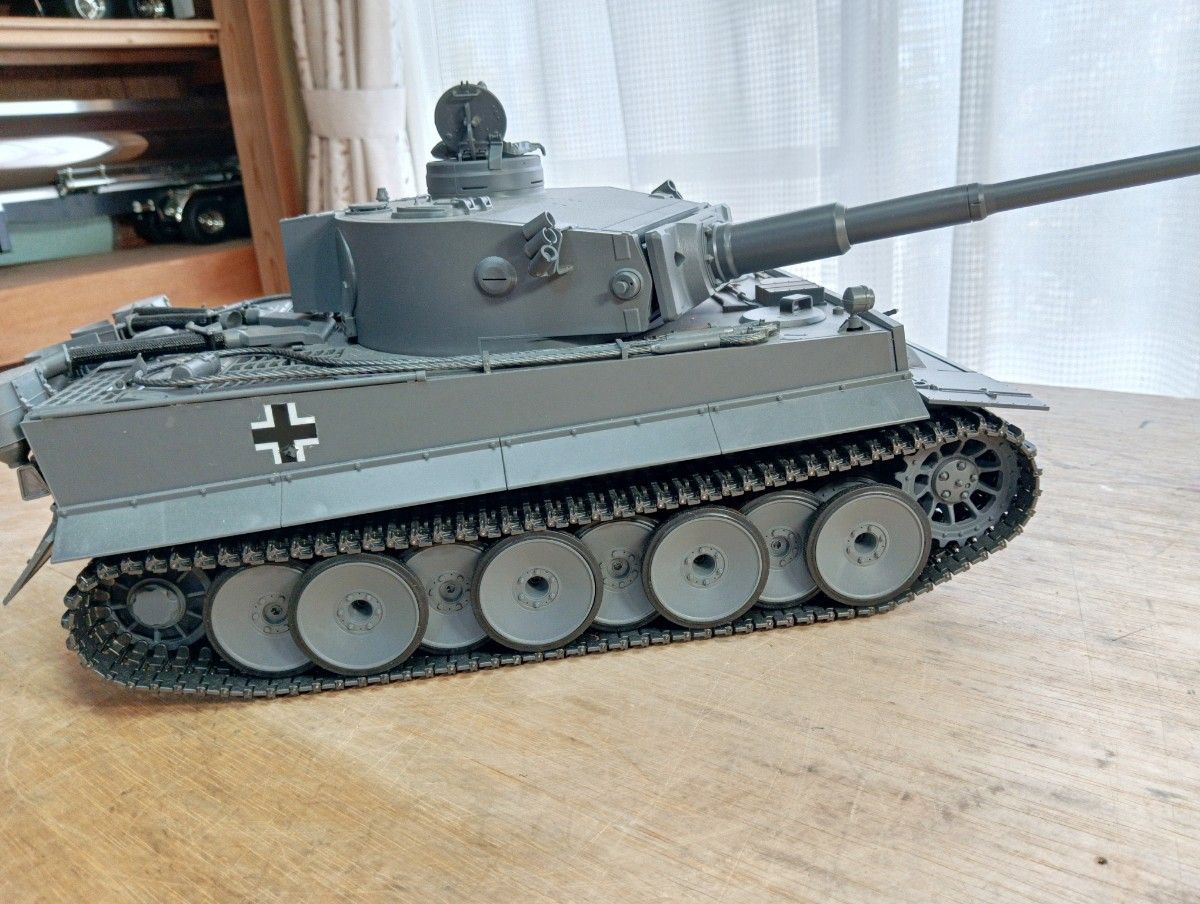 タミヤ 1/16 RC ドイツ重戦車 タイガーI 初期生産型 組み立て済完成品