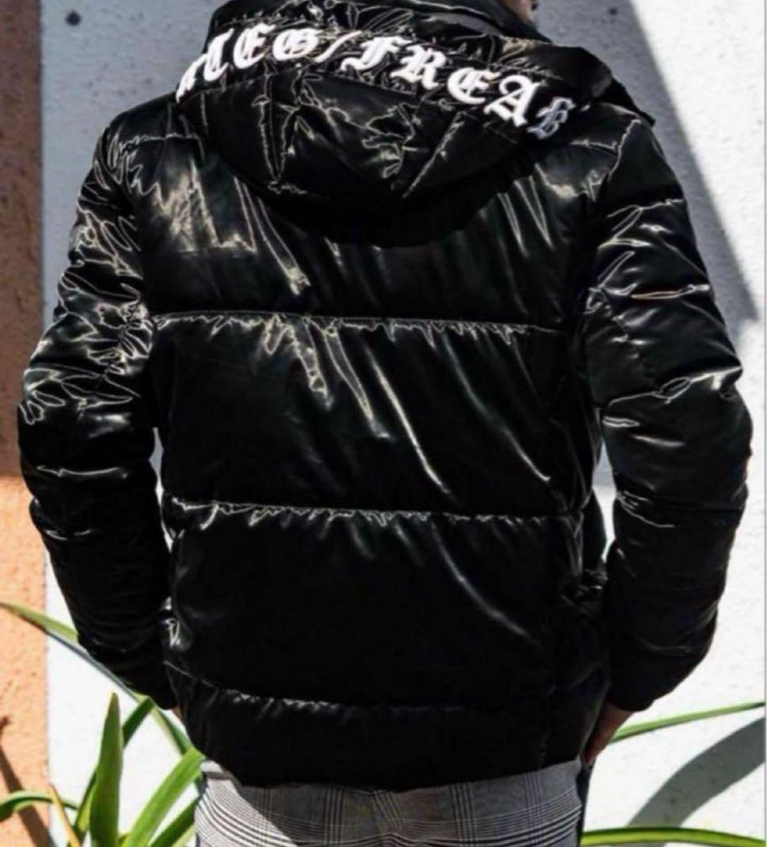 アダムスジャグラー ダウン 即完売品 本日で出品消します｜Yahoo