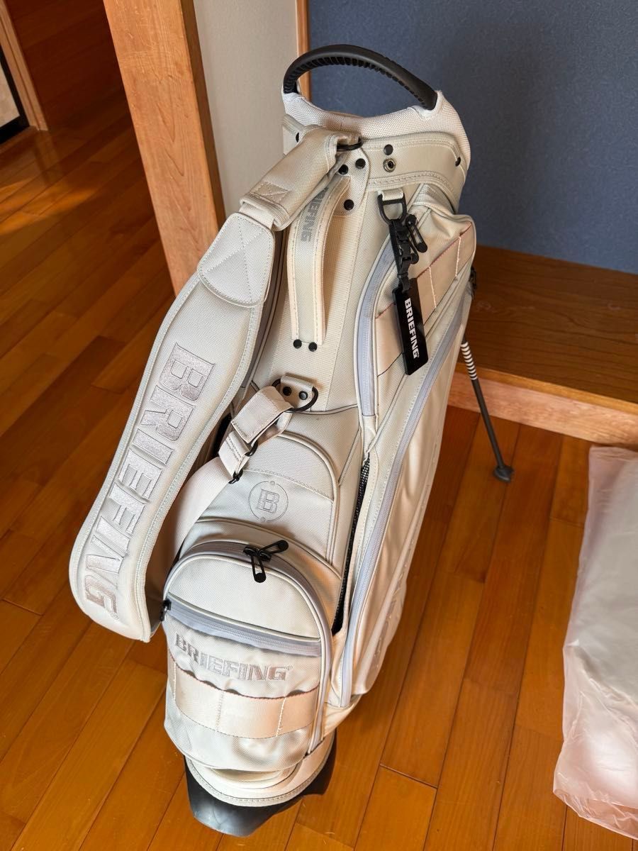 最高級ライン】BRIEFING CR-10ブリーフィングキャディバッグシルバー