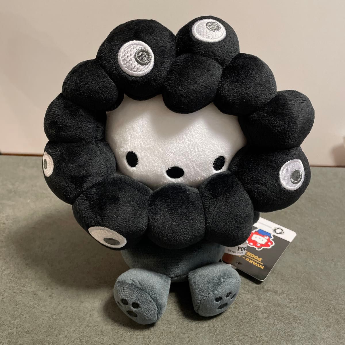 サンリオ ミャクミャク M 黒 ポチャッコ なりきりぬいぐるみ ブラック