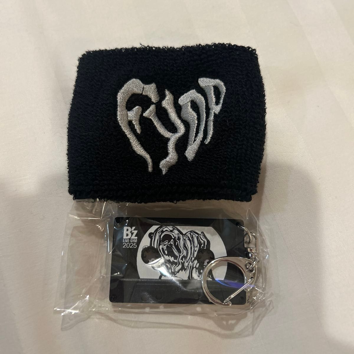 B'z LIVE-GYM 2025 FYOP 大阪 リストバンド カセットチャーム 12月20日