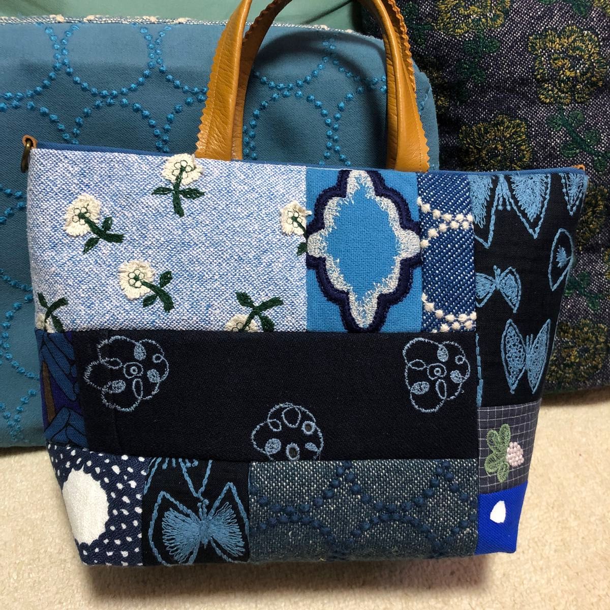 ハンドメイド トートバッグ ミナペルホネン ネイビー+アップリケ