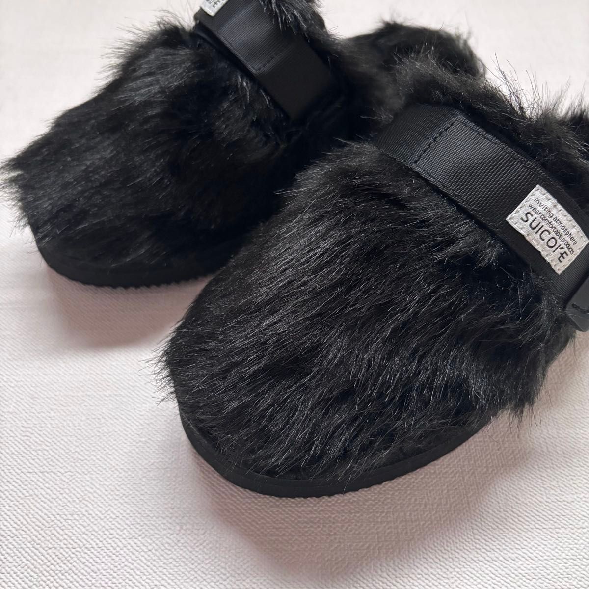 新品 SUICOKE スイコック フェイクファー サンダル ZAVO-2EU 黒