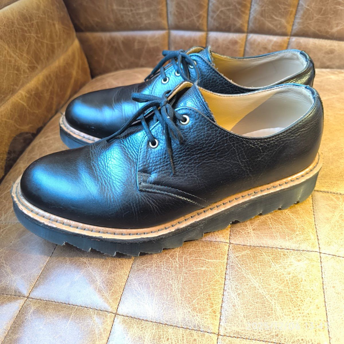 Dr Martens イングランド製 1461スリーホールuk8 シャークソール