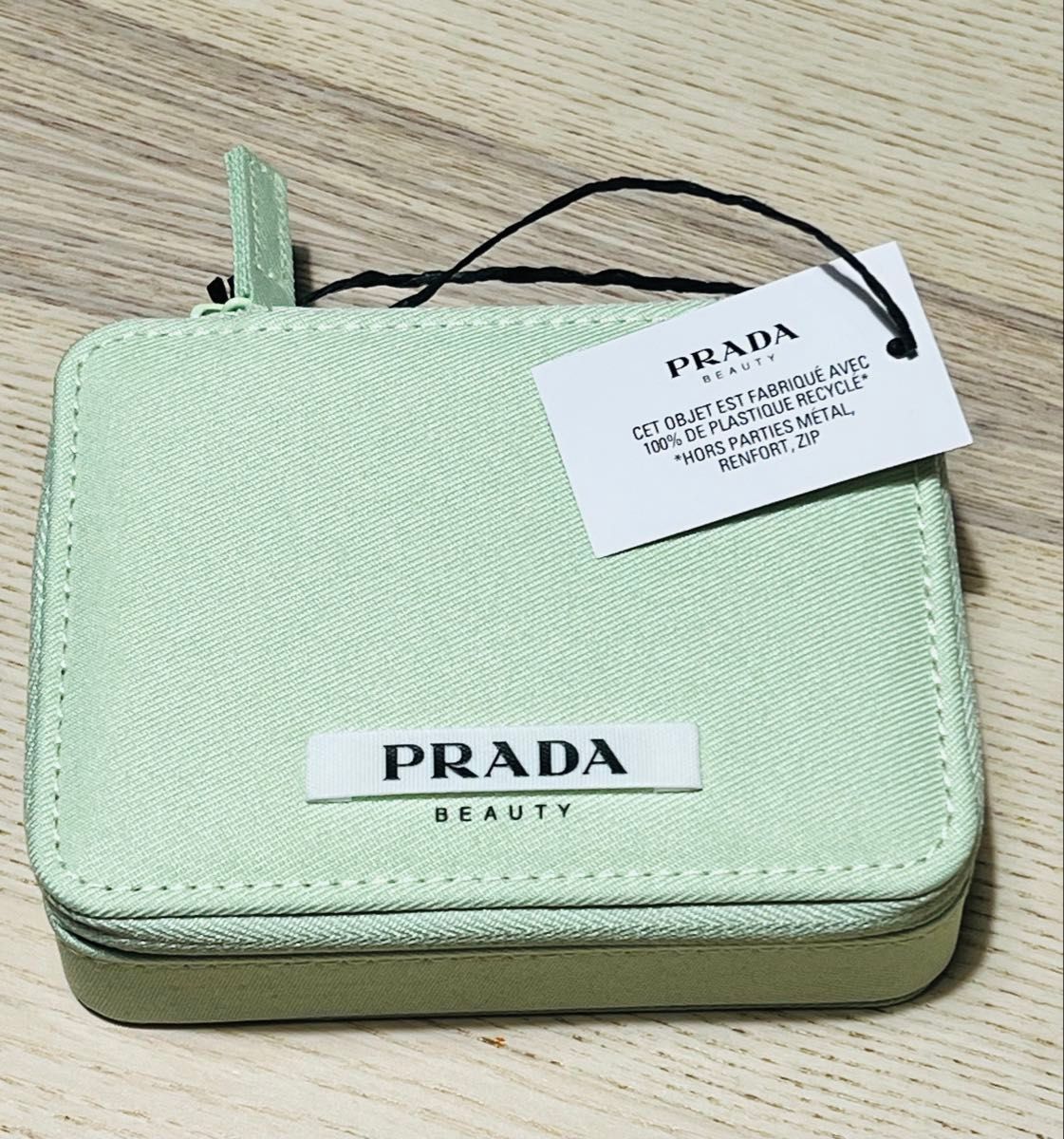 PRADA BEAUTY プラダビューティー ポーチ ミントグリーン ノベルティ
