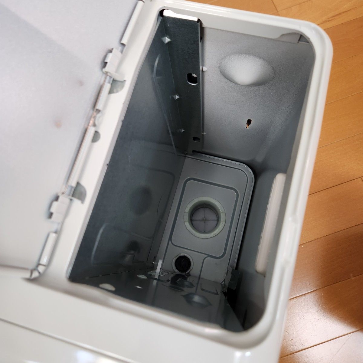 美品】CORONA コロナ石油ファンヒーター2023年製 FH-G3223Y｜Yahoo