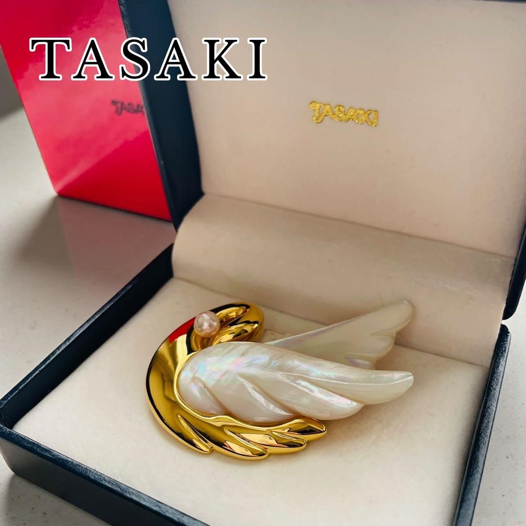 田崎白鳥デザインのブローチ 田崎白鳥デザインのブローチ