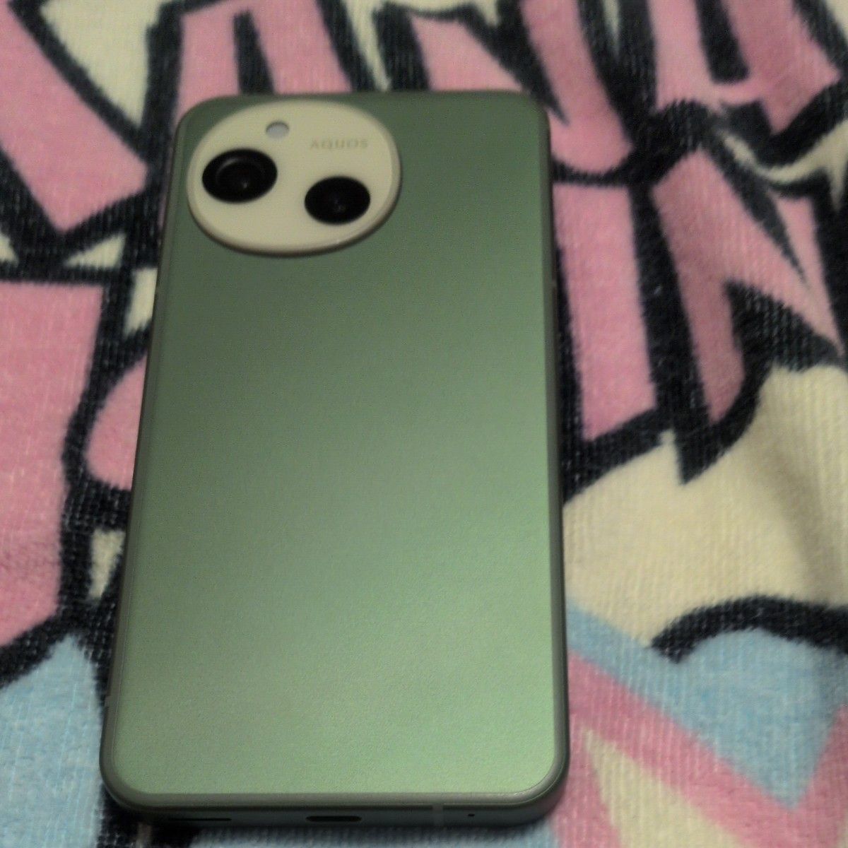 AQUOS sense10 SH-M33 6 1インチ メモリー6GB ストレージ128GB カーキ