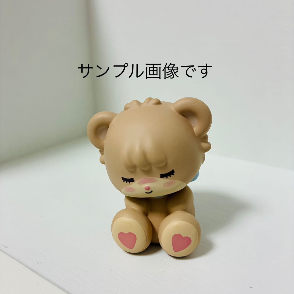 mikko 肩ズンFig Lil ala mode ラテ マスコットフィギュア｜Yahoo