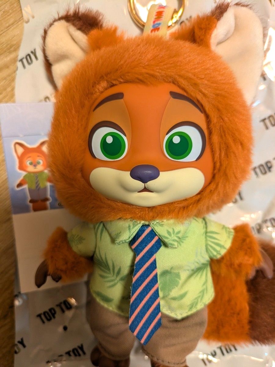 TOPTOY ズートピア ぬいぐるみキーホルダー ディズニー ニック 私服