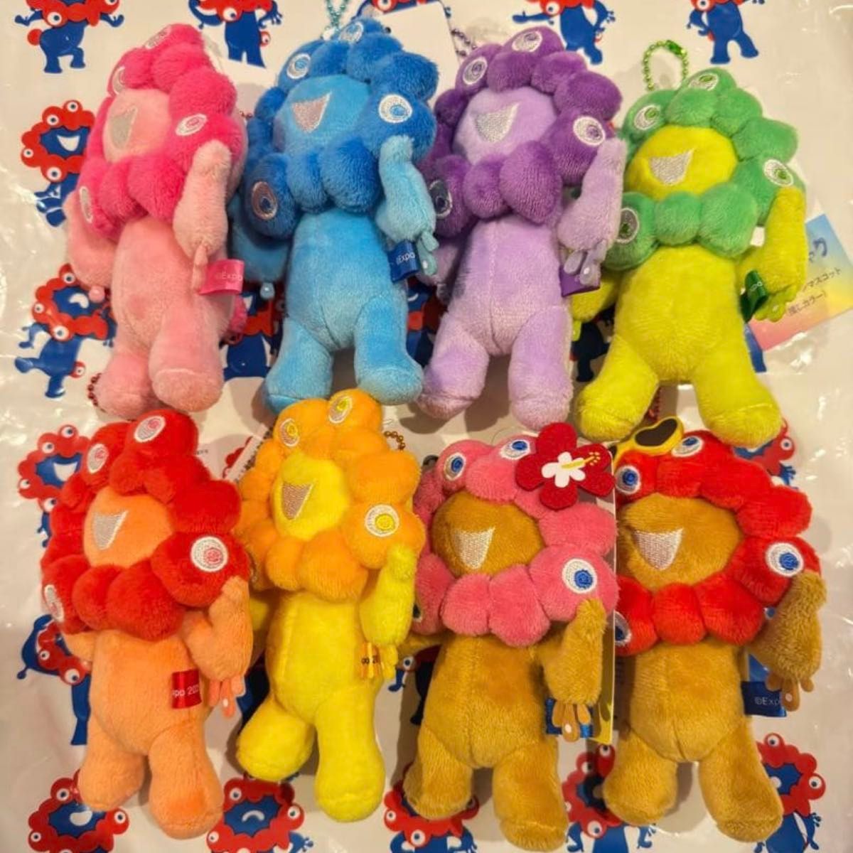 新品未使用 日焼けミャクミャク 推しカラーミャクミャク ボール