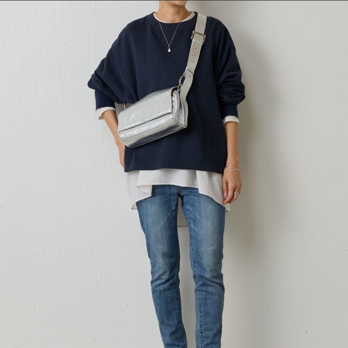 新品 BEARDSLEY ビアズリー ショルダーバッグ バッグ レザーボディ