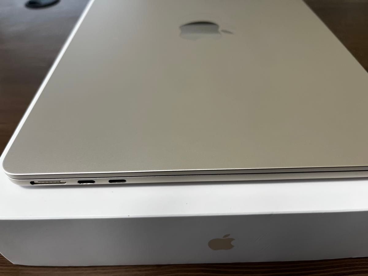 ハイスペック MacBook air M2 16GB/1TB 大人気スターライト 当日匿名