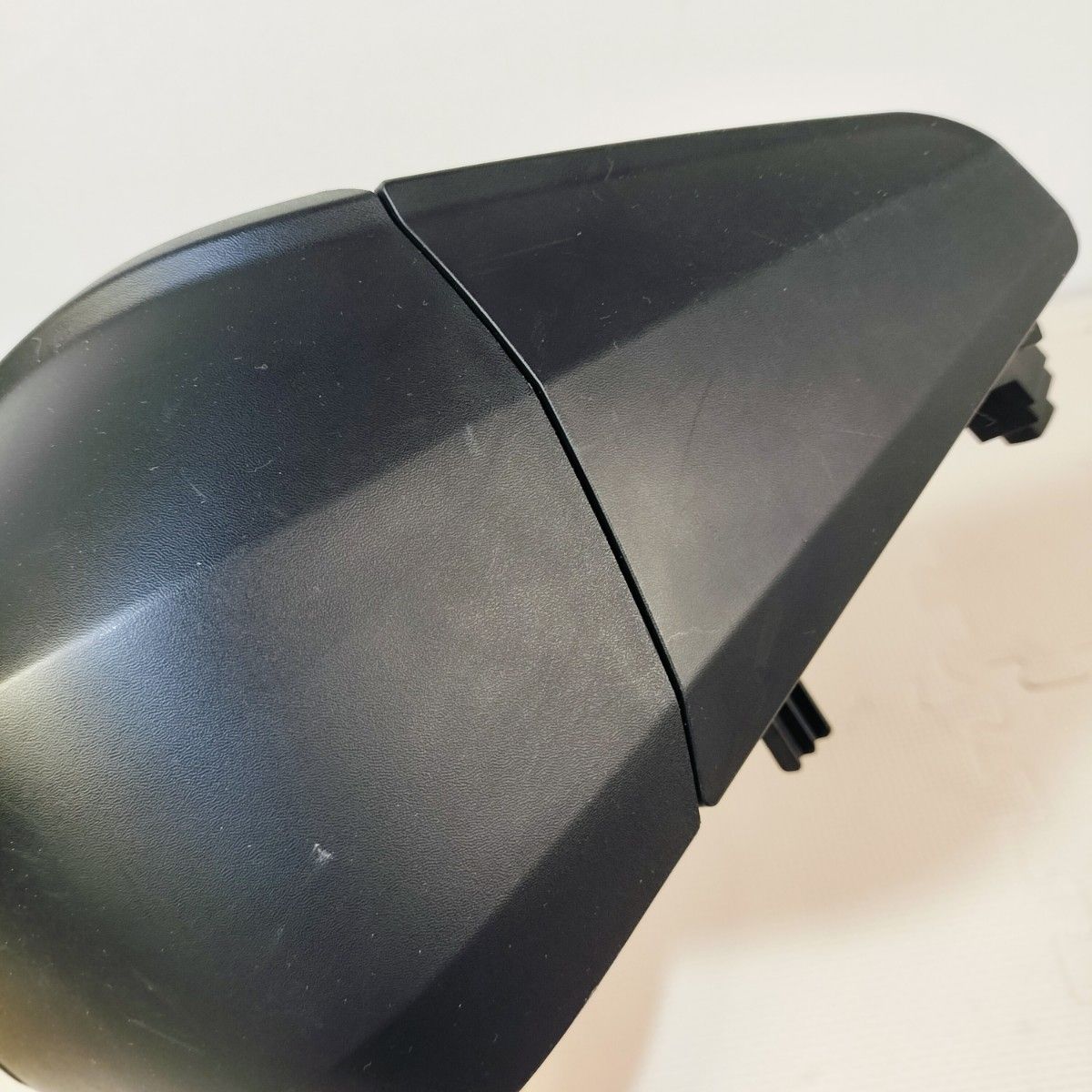 送料無料 リーフ ZE1 充電ポートカバー チャージリッドカバー ニッサン