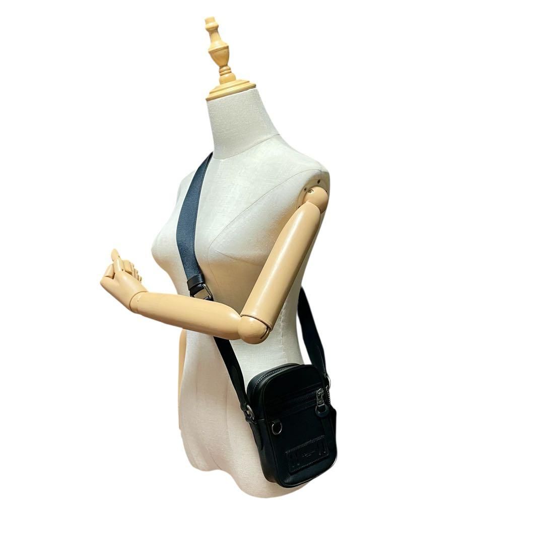 極美品 COACH コーチ テレインクロス ボディバッグ F72963 レザー 黒