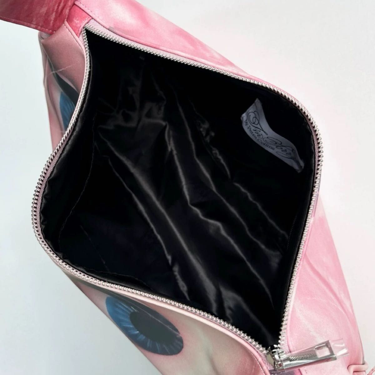 I'M SORRY by petra collins Blythe Doll Print バッグ ショルダー