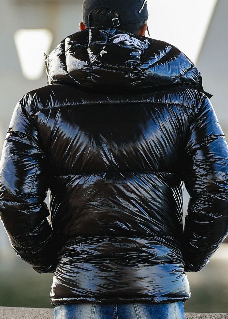 完売品 最終値下げ 美品 アダムスジャグラー ダウン S｜Yahoo!フリマ