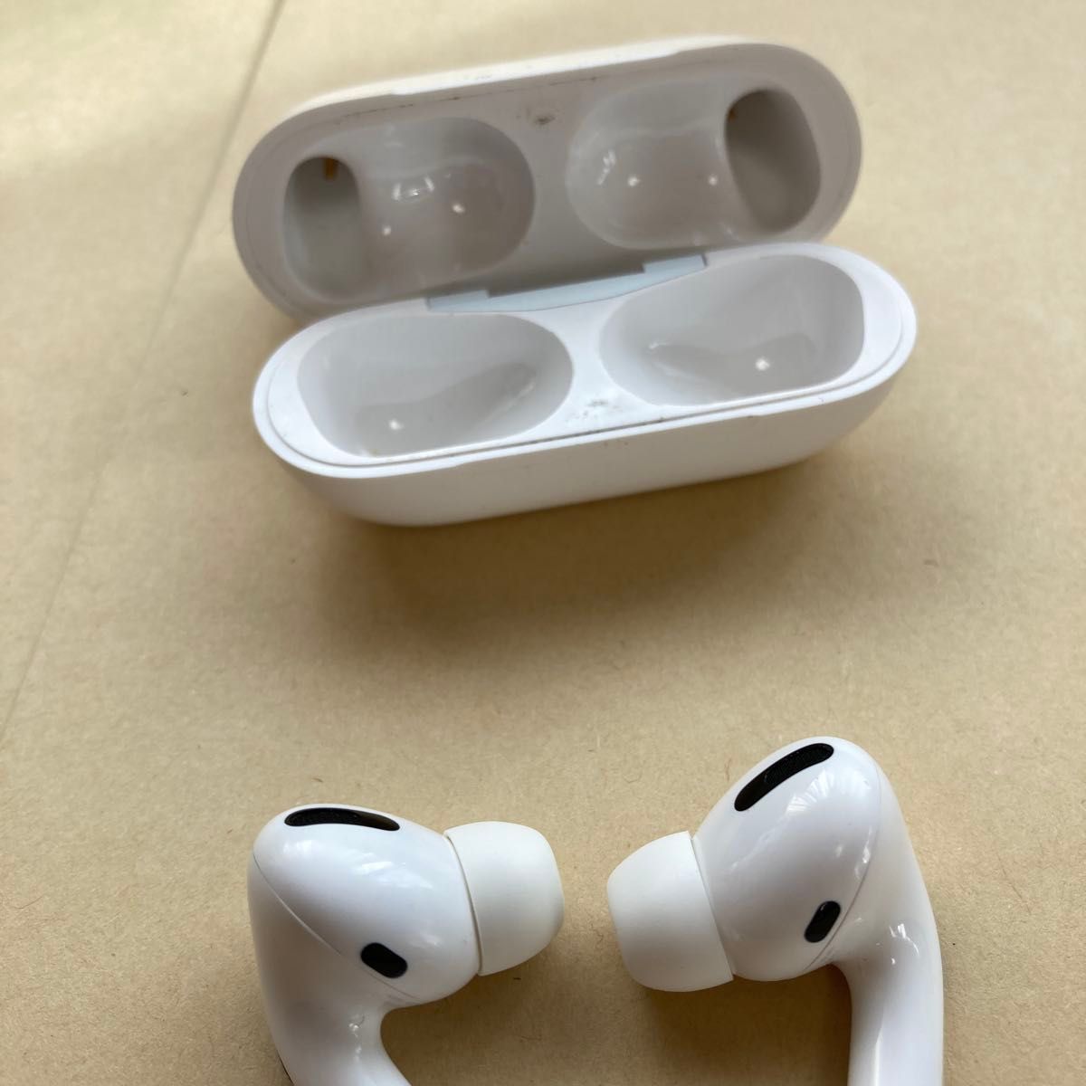 94180 Apple AirPods Pro 第一世代 ジャンク品｜Yahoo!フリマ（旧