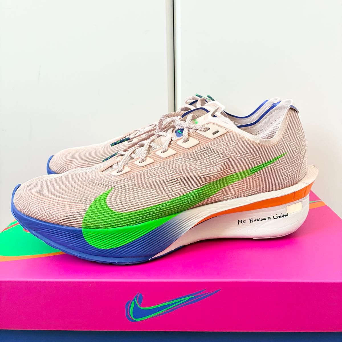 新品 ナイキ ヴェイパーフライ ネクスト% 4 キプチョゲモデル 27cm