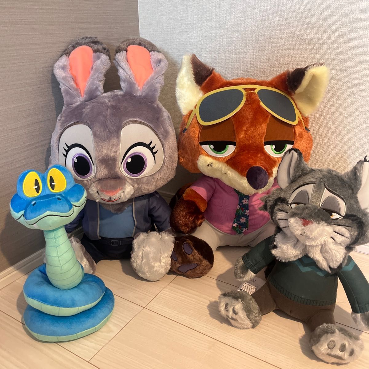 ズートピア2 スーパーラージぬいぐるみ ニック ジュディ パウバート