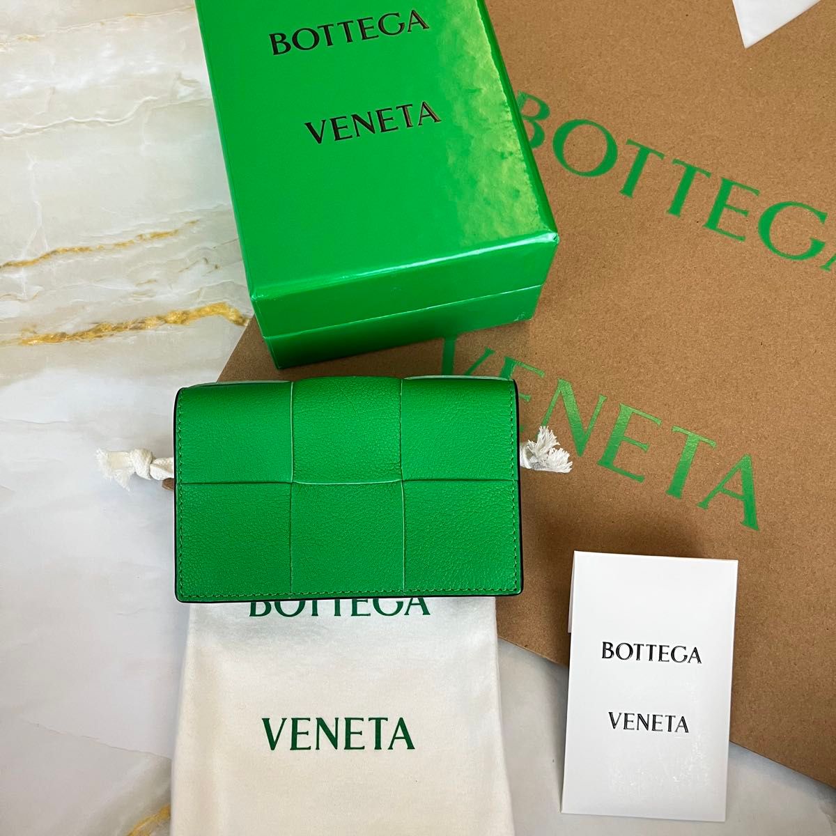 新品未使用】ボッテガヴェネタ 財布 カードケース 名刺入れ パラキート