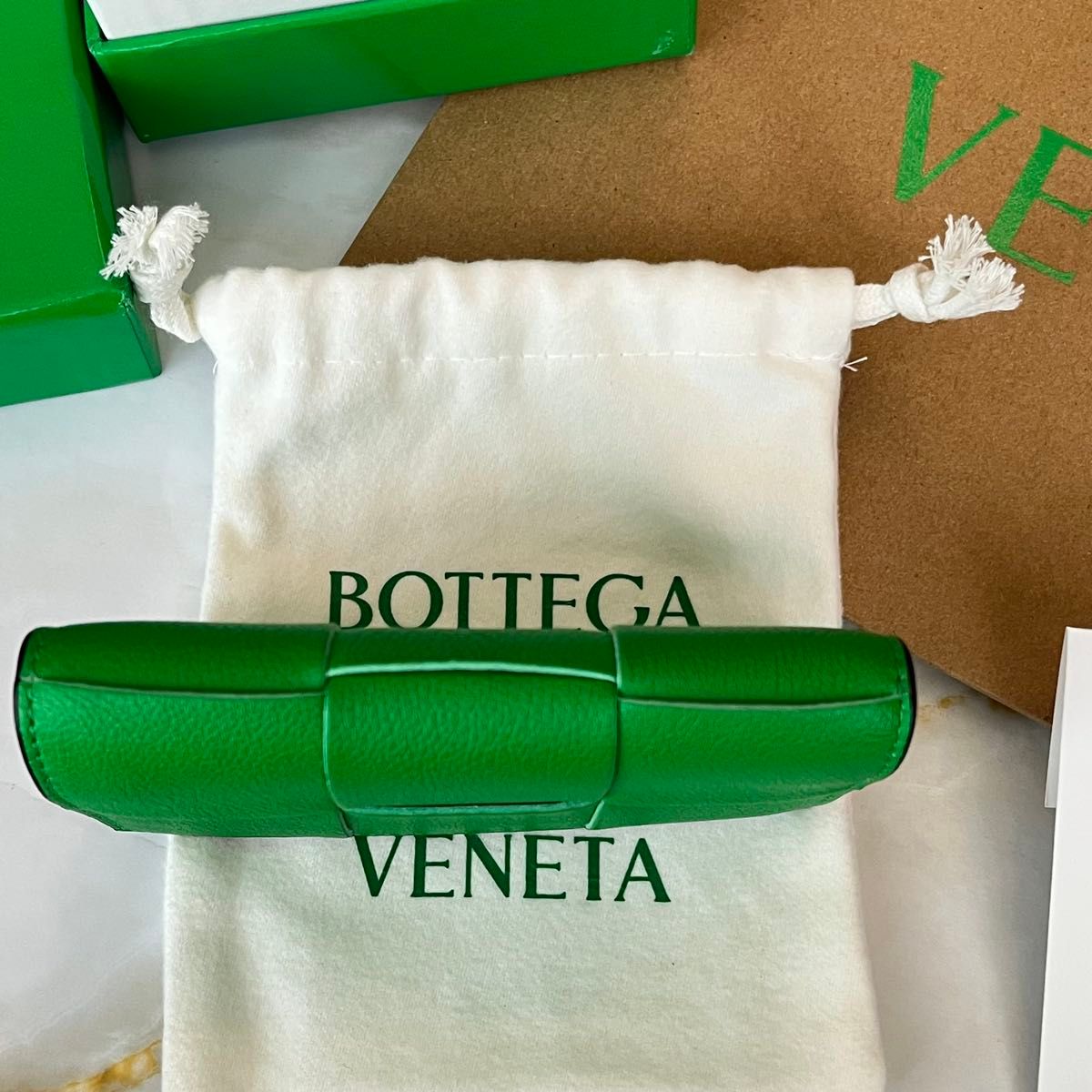 新品未使用】ボッテガヴェネタ 財布 カードケース 名刺入れ パラキート