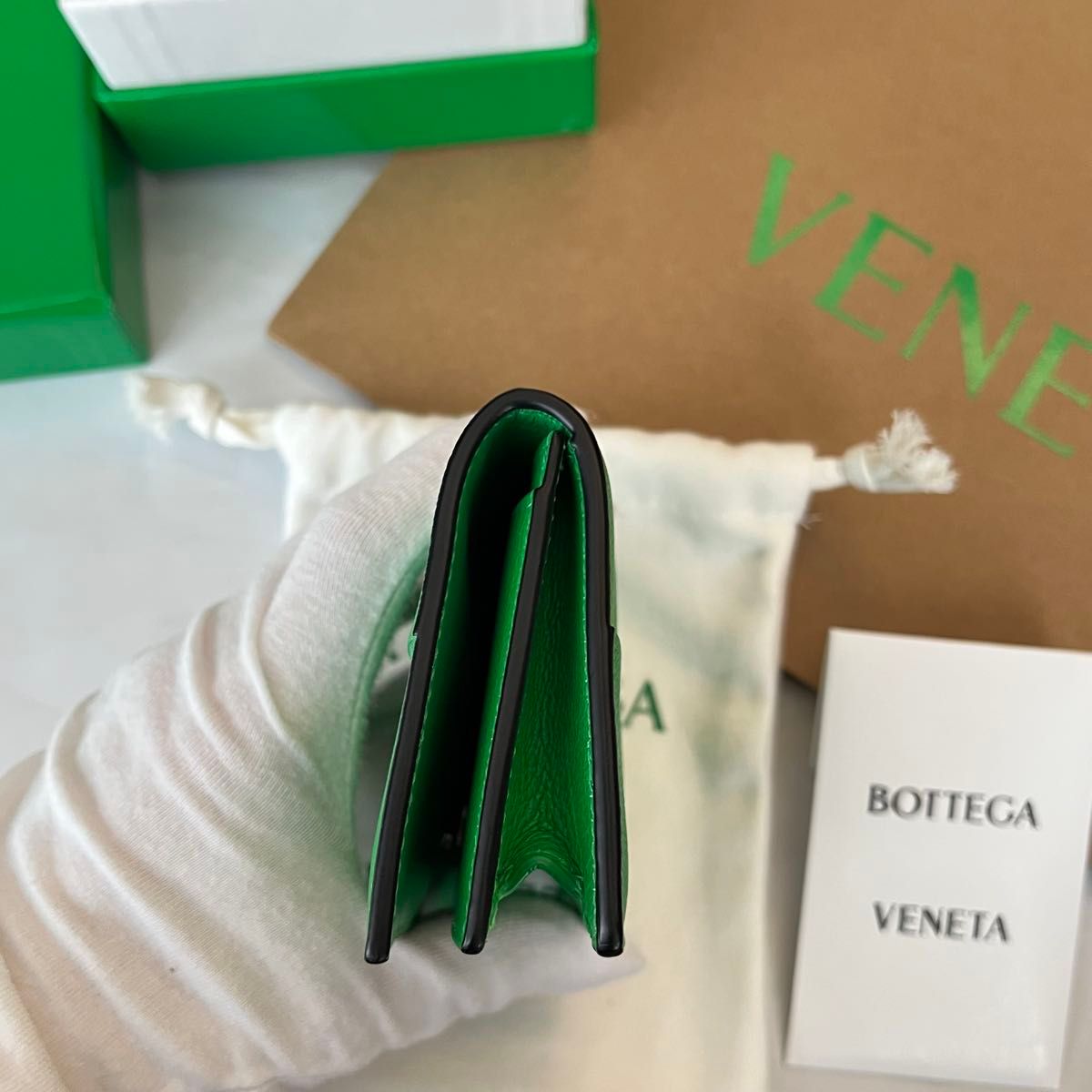 新品未使用】ボッテガヴェネタ 財布 カードケース 名刺入れ パラキート