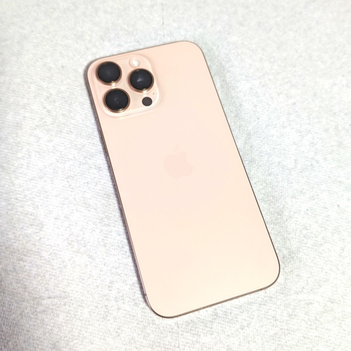 Apple iPhone 16 Pro Max 256GB SIMフリー バッテリー良好 100％ 高