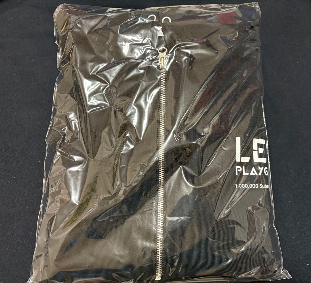 即日発送】山田涼介 LEO BIG size ジップパーカー 記念グッズ｜Yahoo