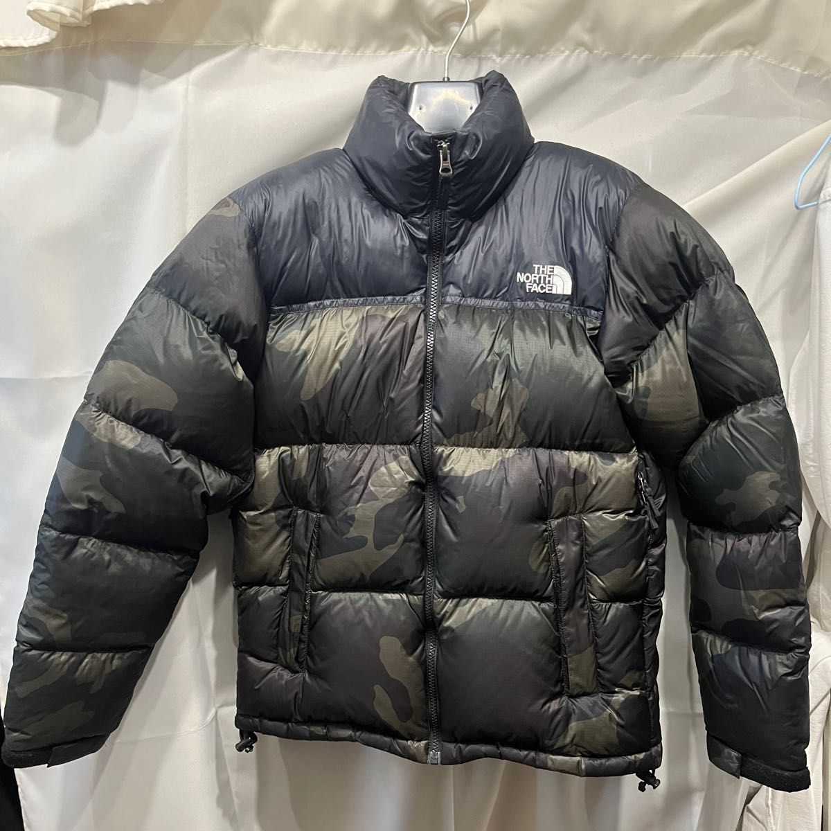 ノースフェイス ヌプシ ダウン ジャケット迷彩 カモフラ m 限定カラー