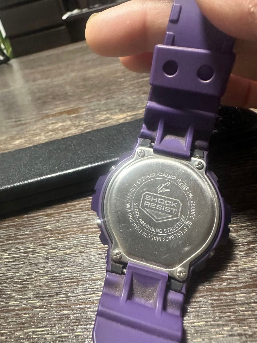 電池交換済み】G-SHOCK DW6900CC クレイジーカラー 紫 パープル 電池
