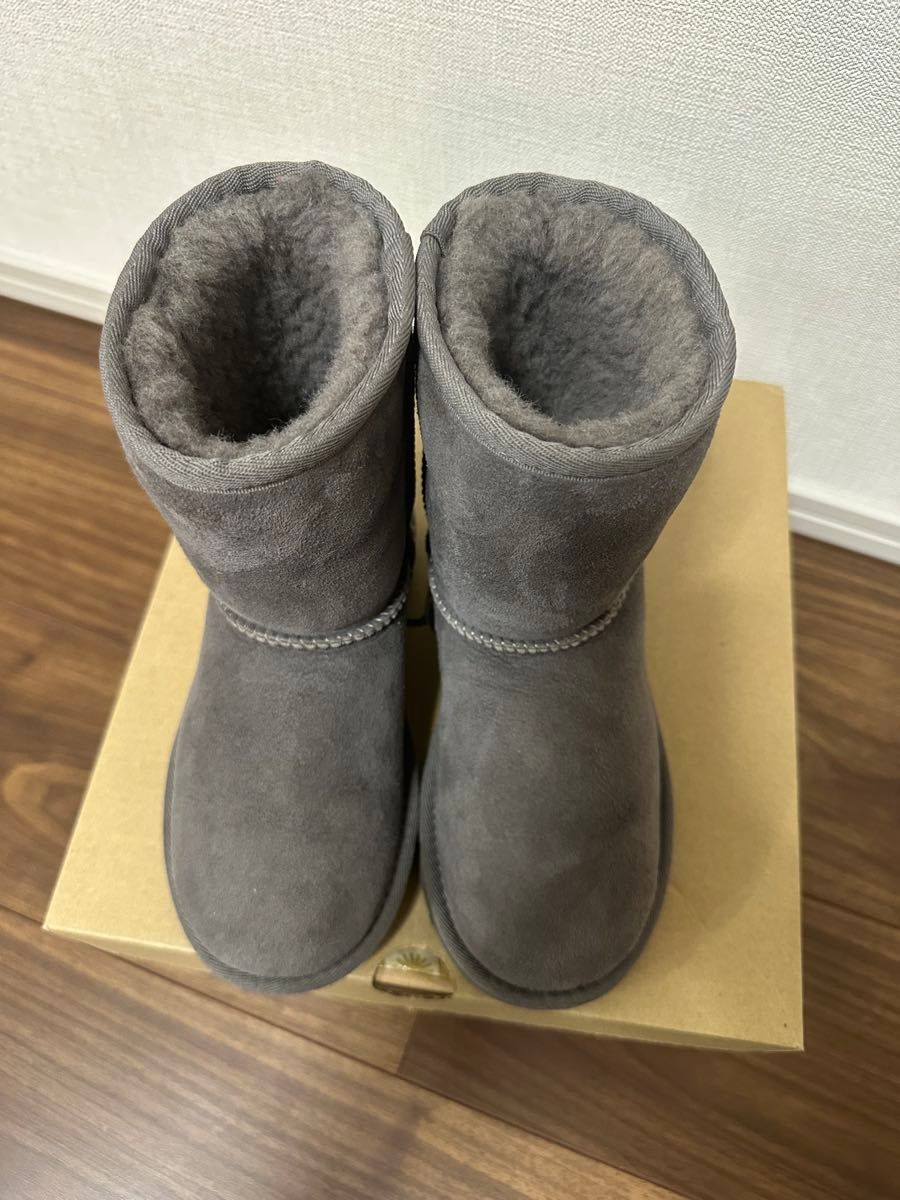 UGG ムートンブーツ アグ グレー ショートブーツ CLASSIC SHORT ブーツ