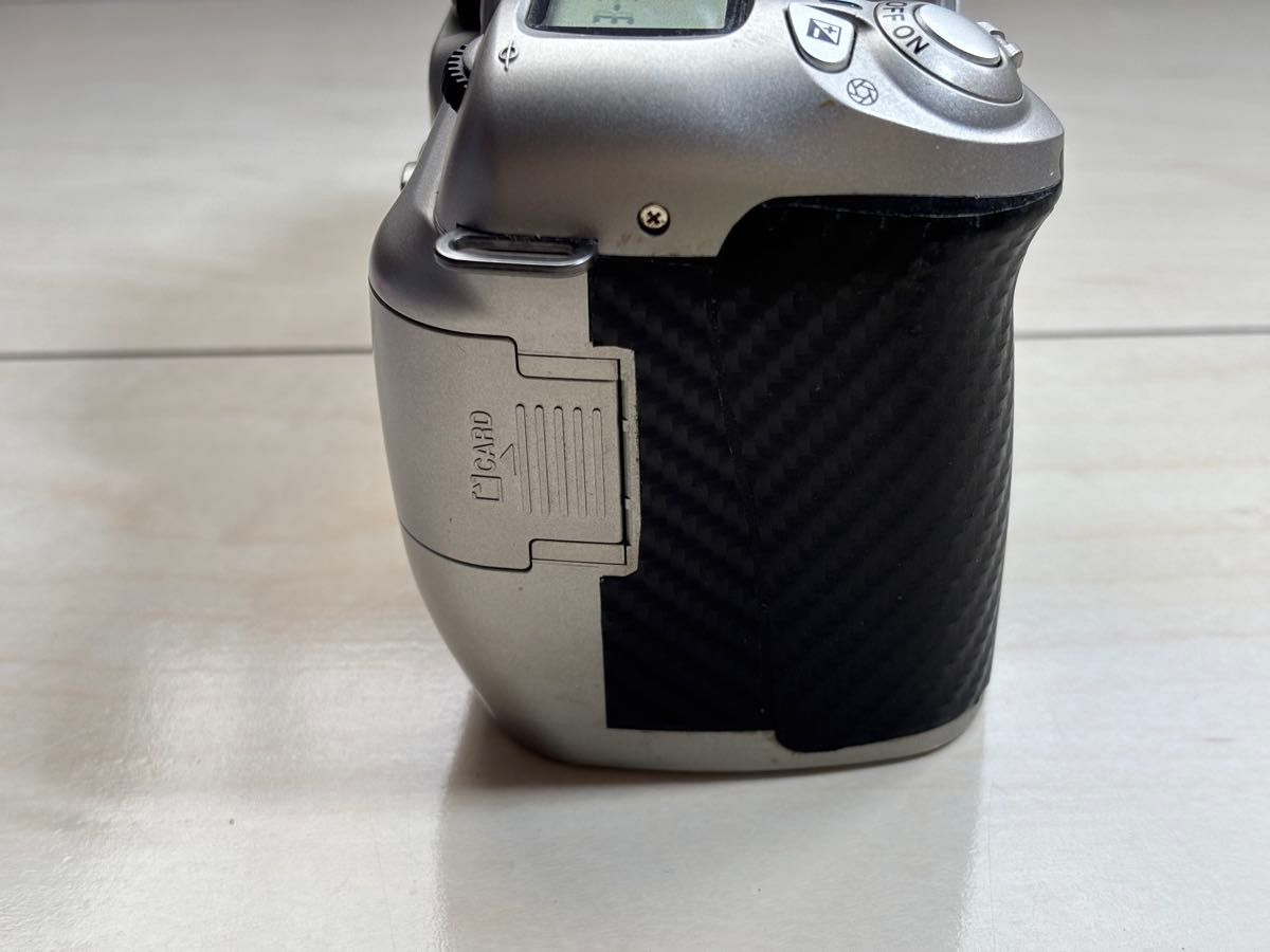 Nikon D50 ニコン シルバー デジタル一眼レフカメラ 動作確認済み