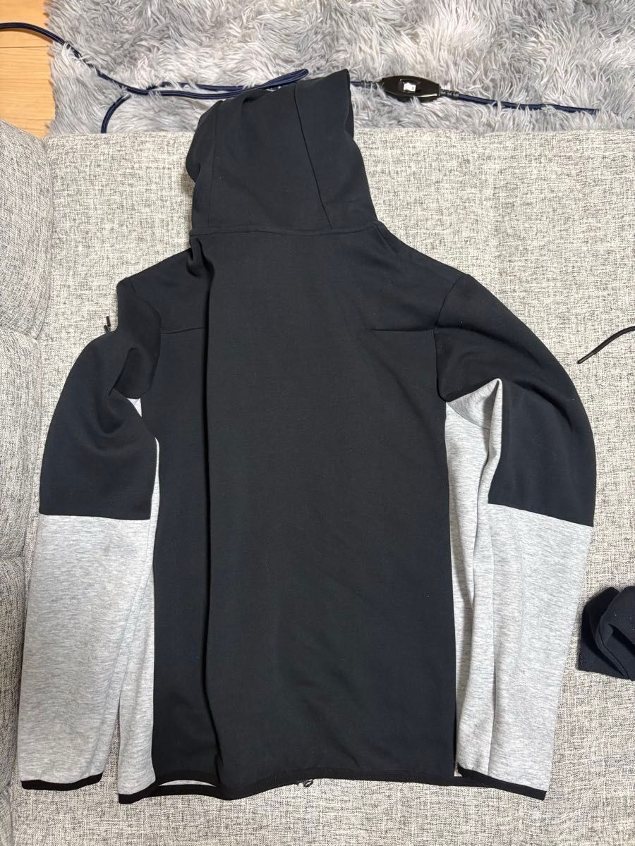 NIKE テックフリース 海外限定カラー ナイキ 黒白 セットアップ 廃盤 M