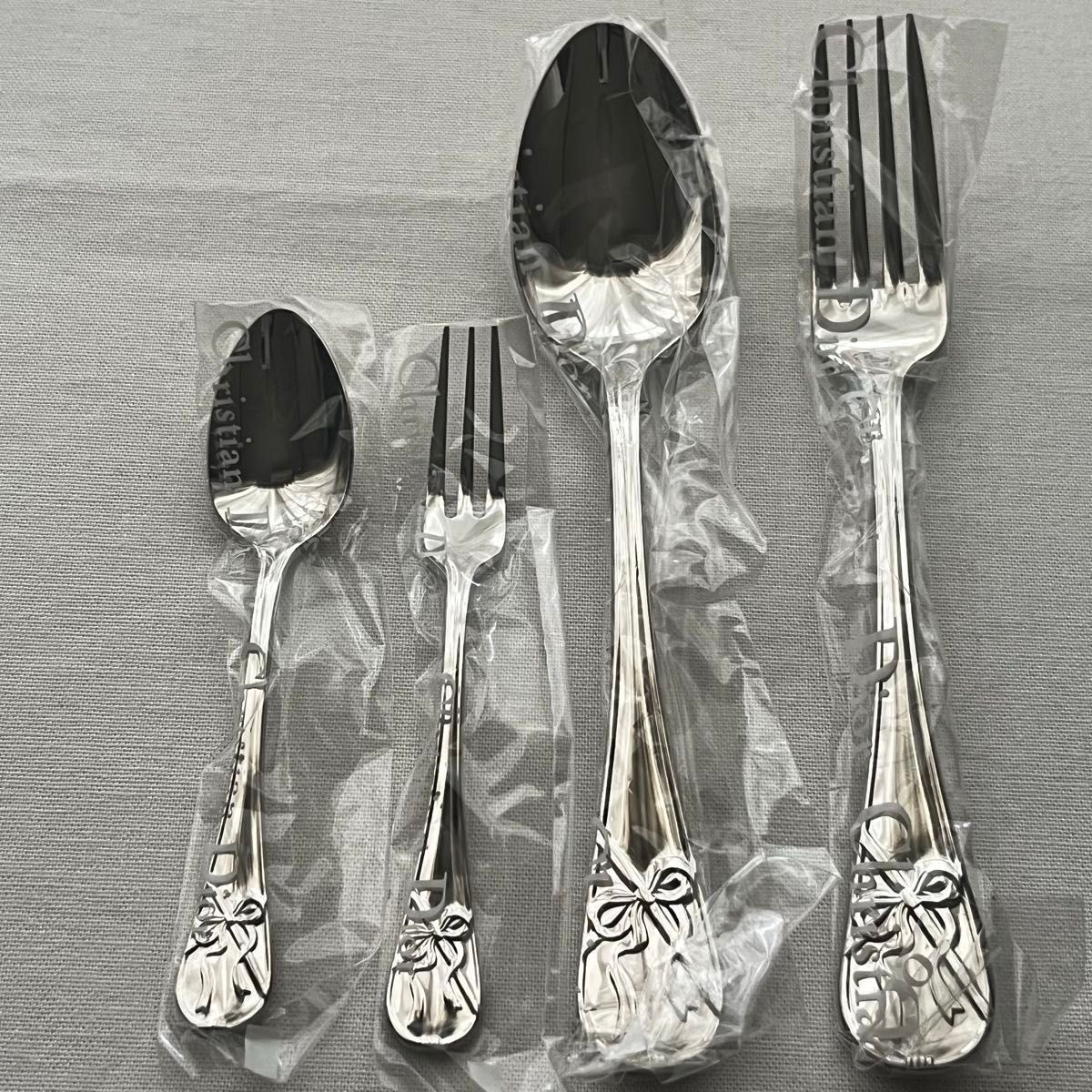 クリスチャン ディオール 18-18ステンレス カトラリーセット フォーク