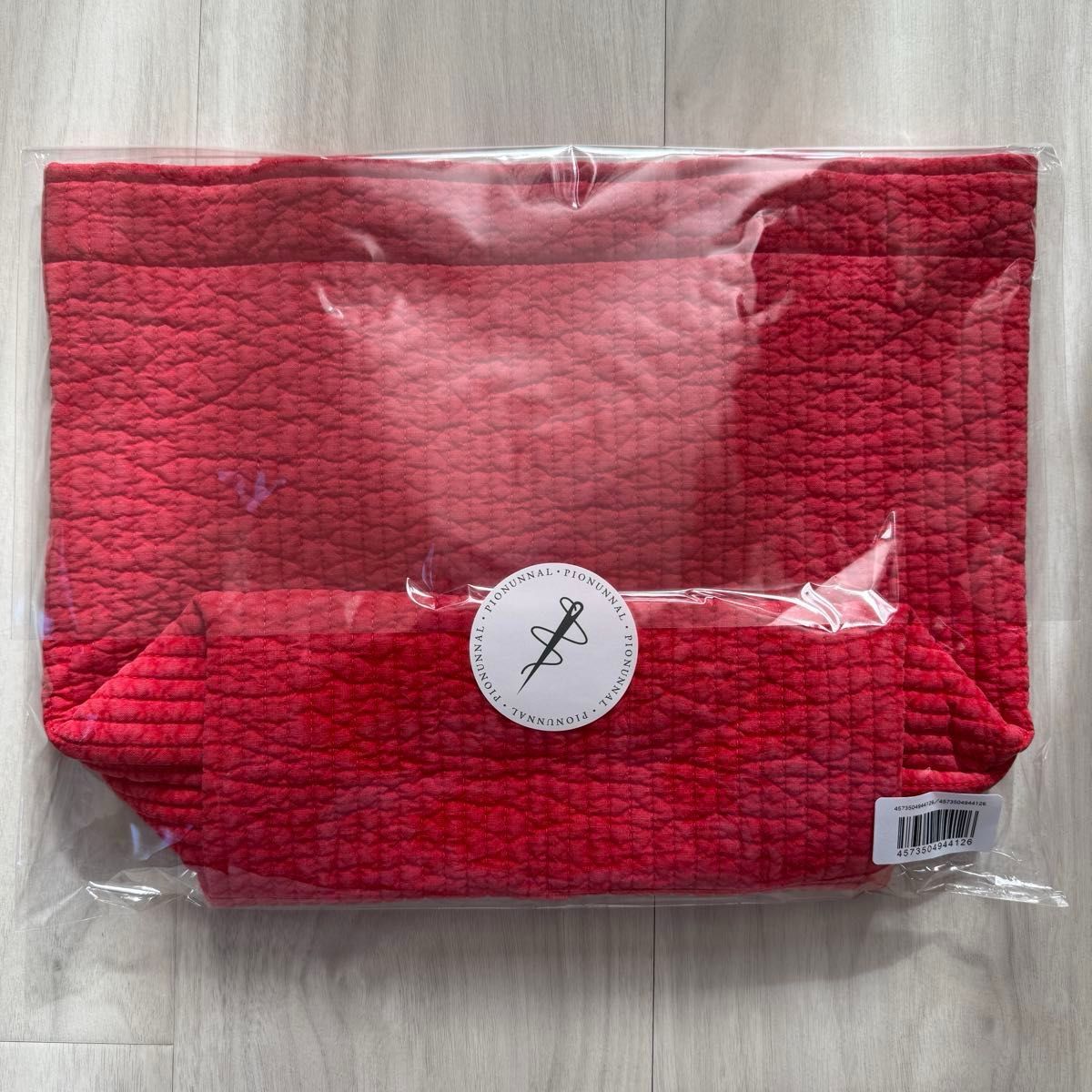 pionunnal 】MOVE strawberry 12月限定カラー｜Yahoo!フリマ（旧PayPay