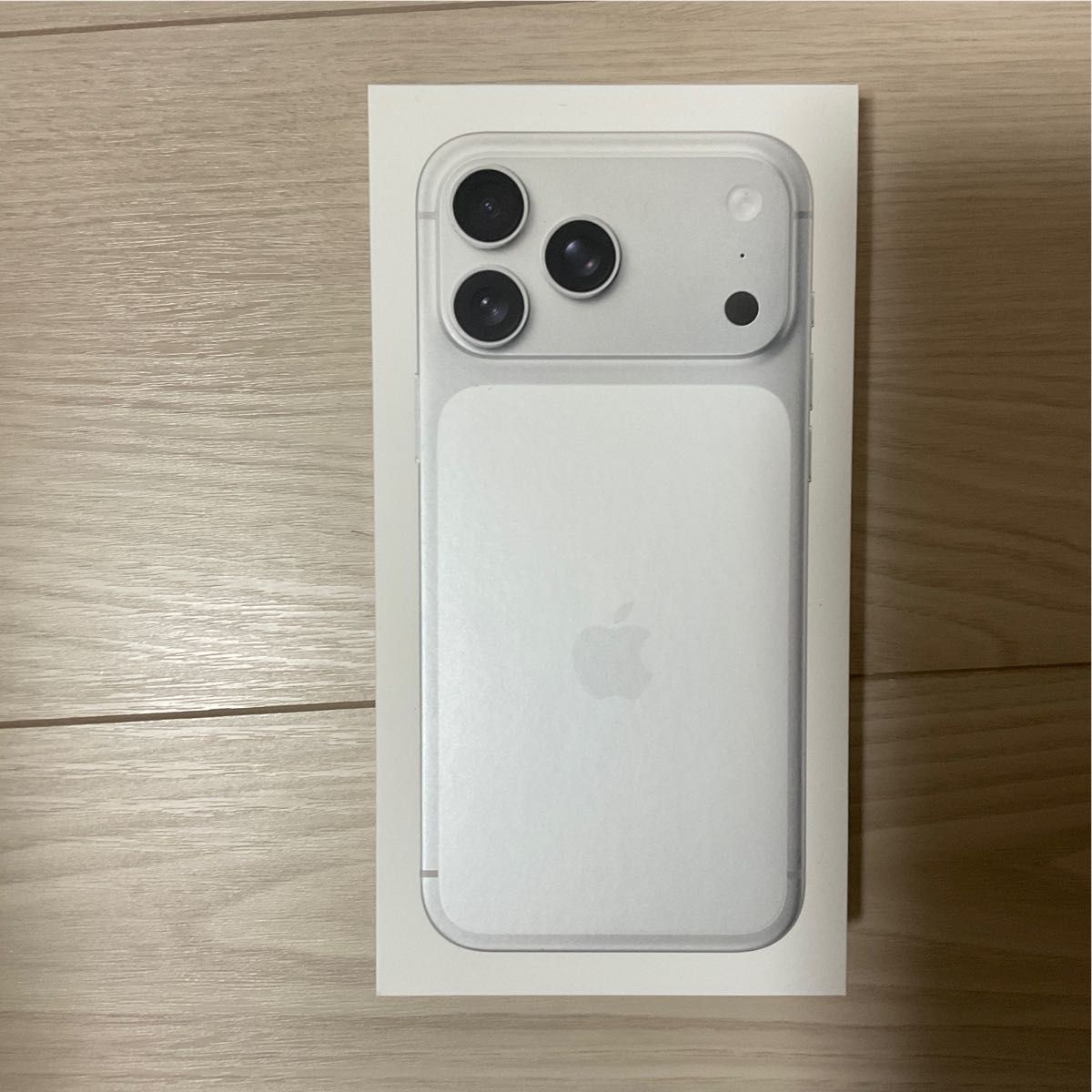 iPhone 17 Pro Max SIM フリー 512GB シルバー 本体 新品 未開封