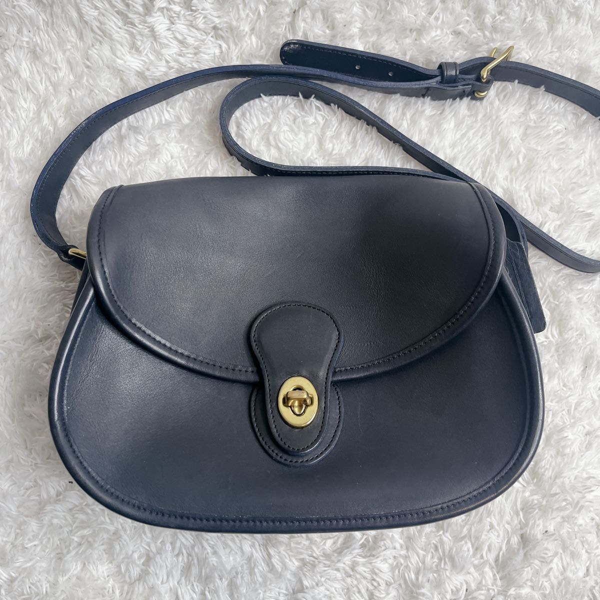 オールドコーチ ネイビー ターンロック ショルダーバッグ COACH レザー