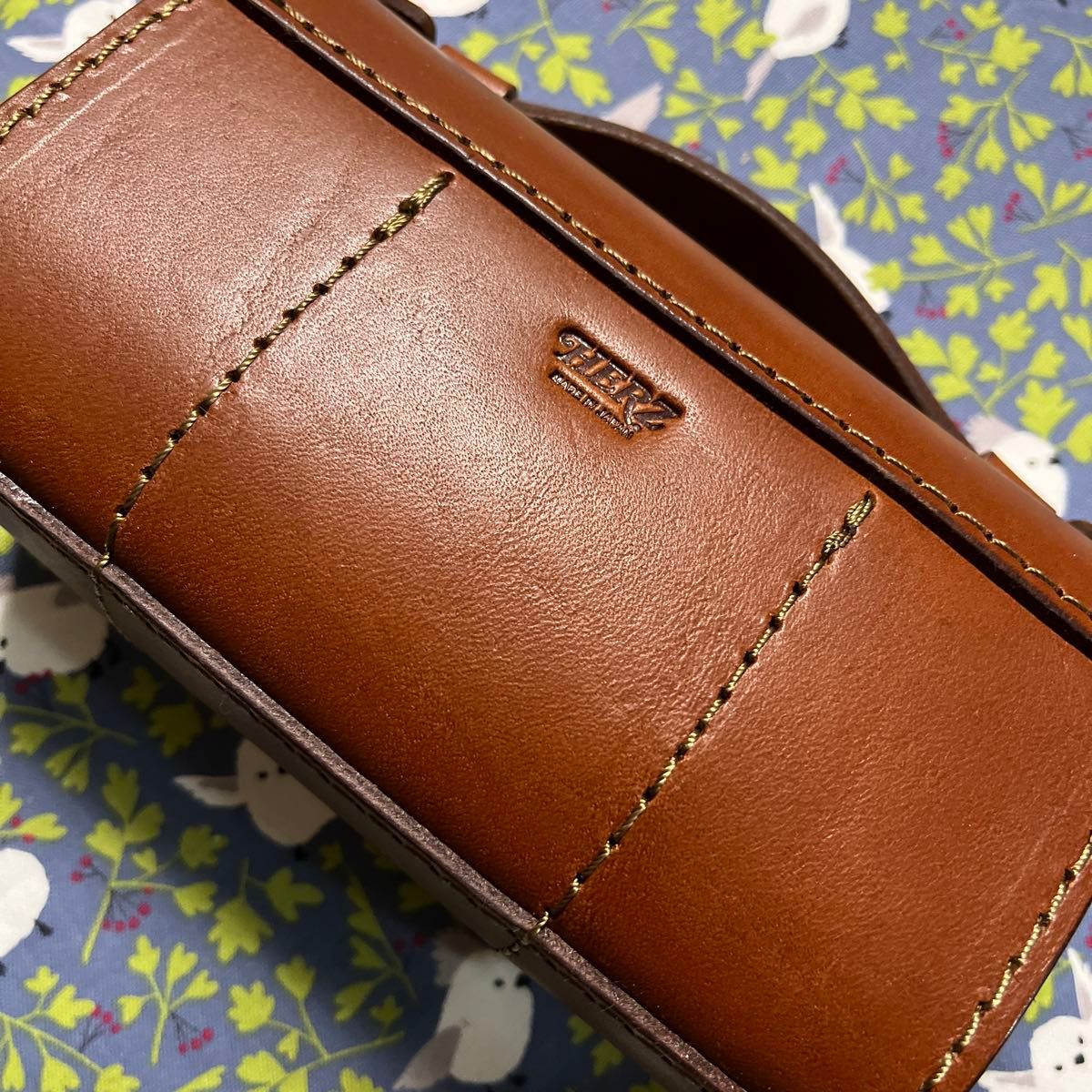 新品未使用品】HERZ ヘルツ 革と共にASOBI限定品 ラナパーBOX カラーは