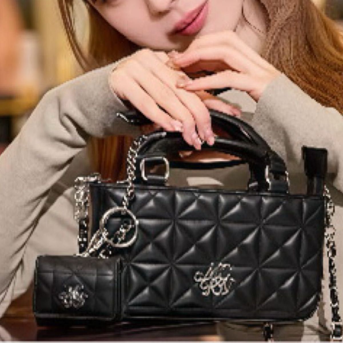 michellMacaron ミシェルマカロン 新品 キルティングスマホショルダー