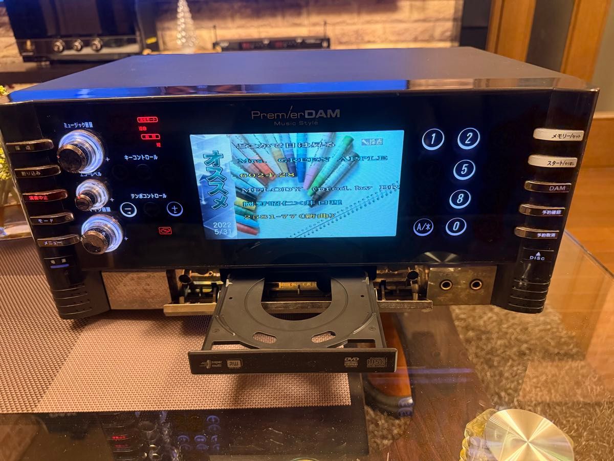 カラオケDAM XG1000家庭用 ロック制限等無し 2022年5月まで入り